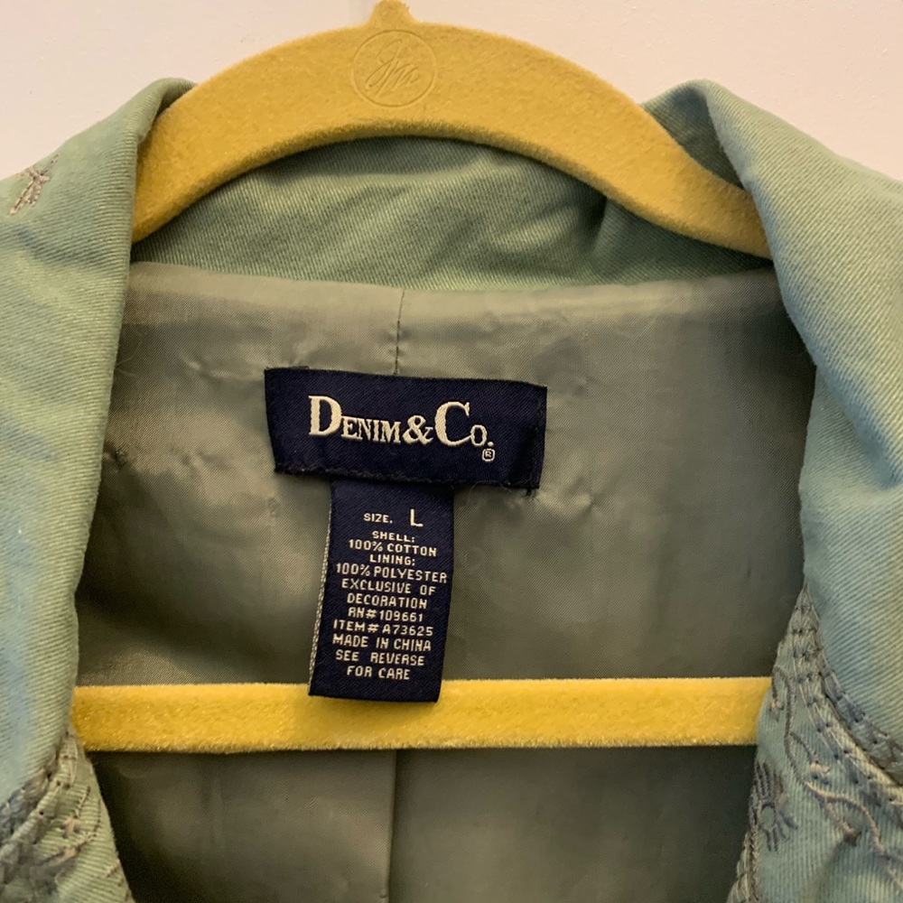 Women’s coat size L
